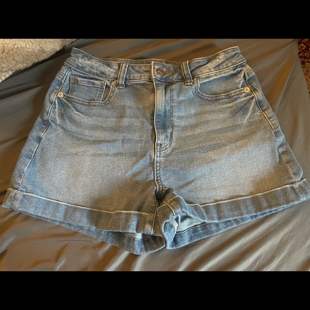 AE Shorts